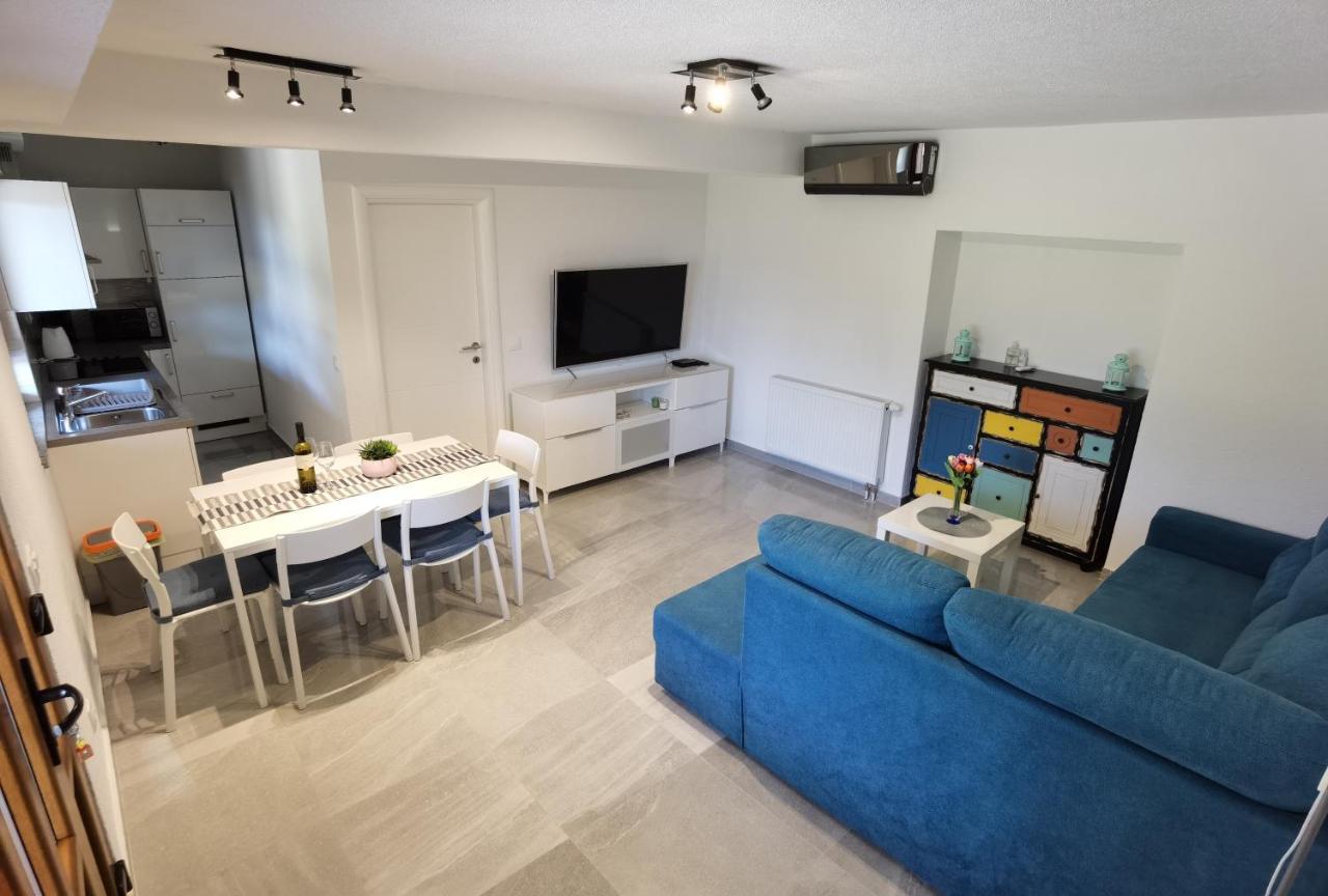 Apartman Bura Apartment Поседарье Екстериор снимка