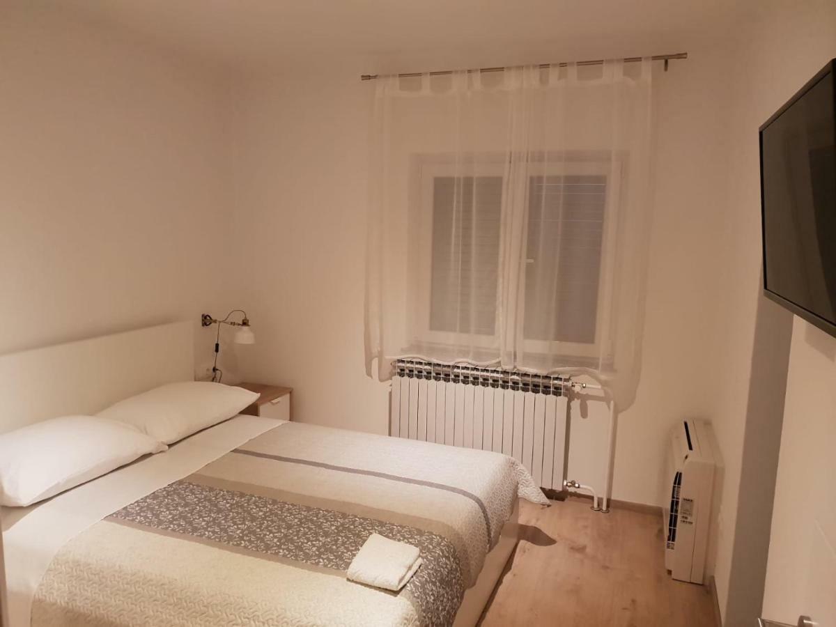Apartman Bura Apartment Поседарье Екстериор снимка